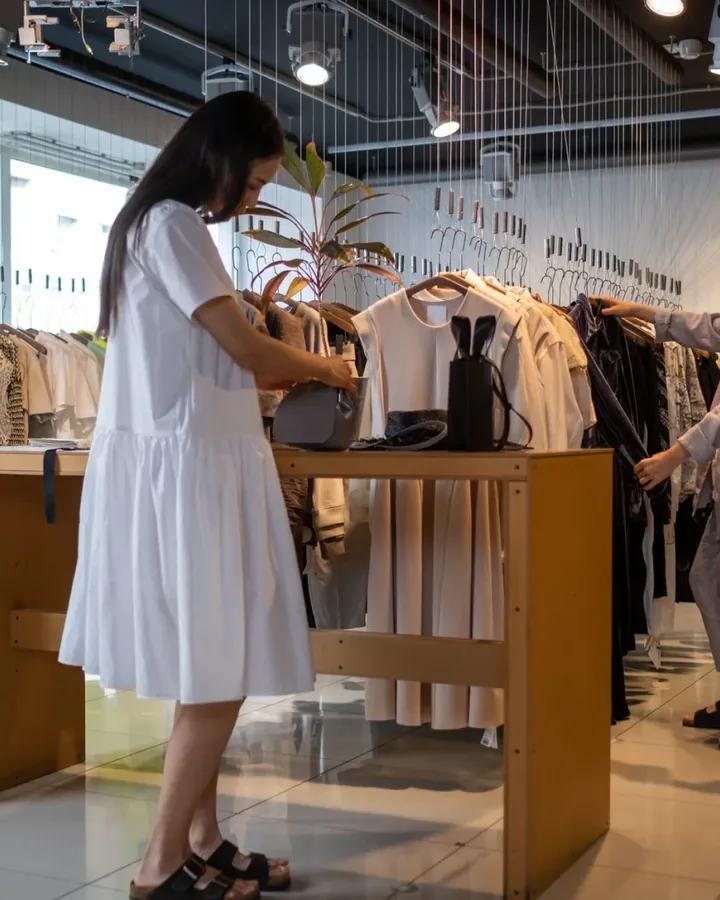 Mẫu khách chọn nhiều